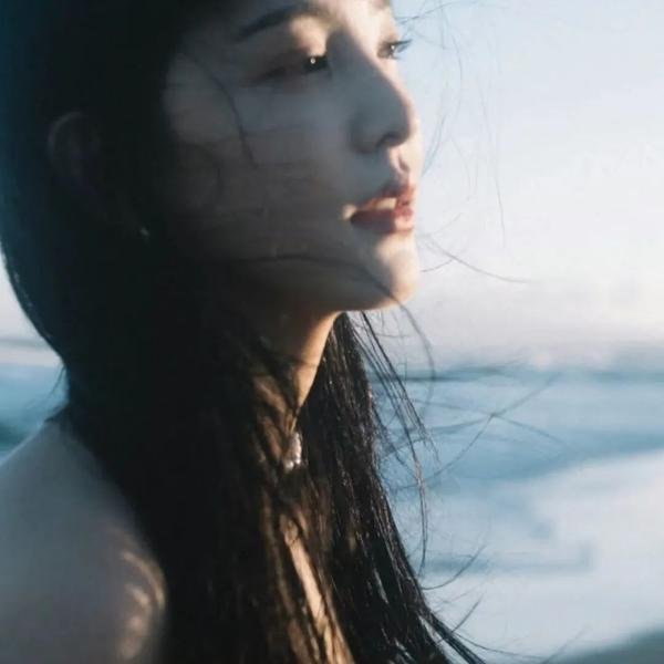 女税务员